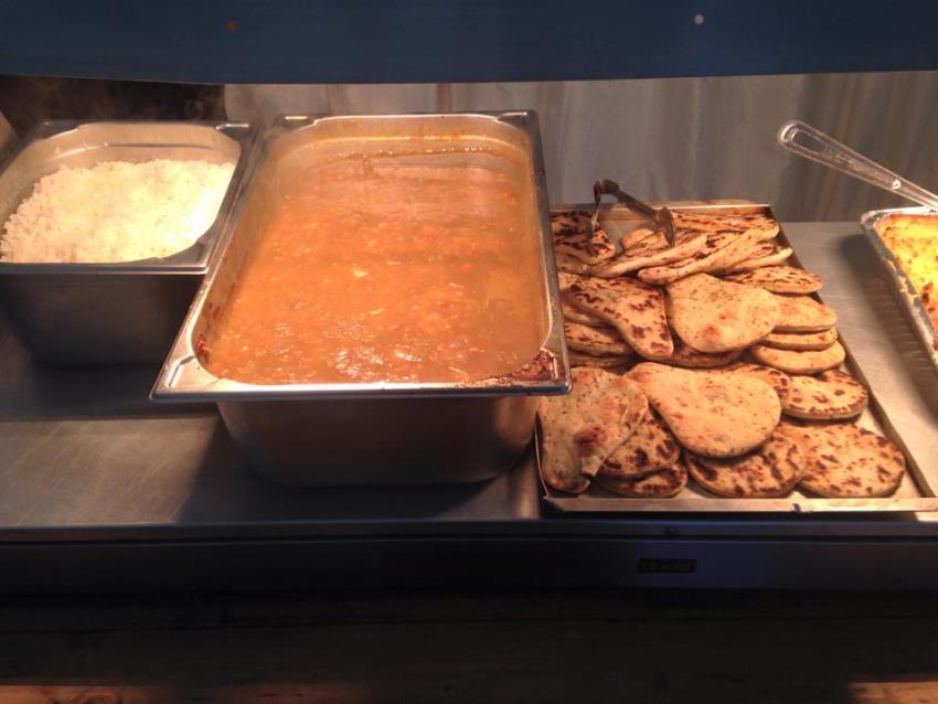 Homemade chicken curry Wedding Breakfast by outside catering company and wedding caterers Bwyd Bethan Catering and Outside Bars